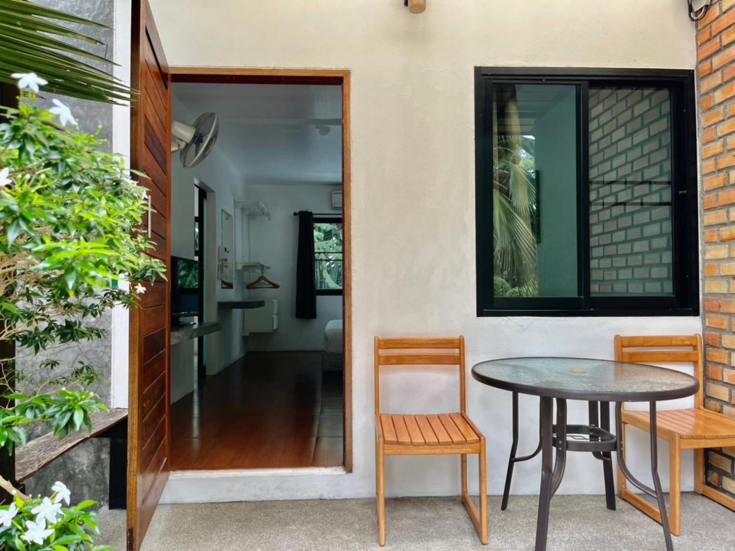 Field-D House Hotel Ko Tao Bilik gambar